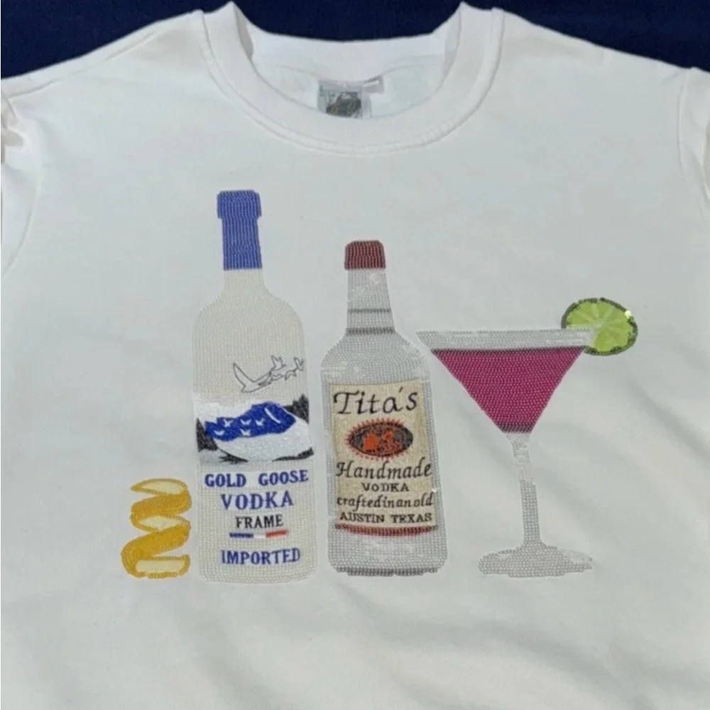 🍸Queen Of Sparkles M (Oversized) Vodka Sequined Sweatshirt EUC - Picture 5 of 6